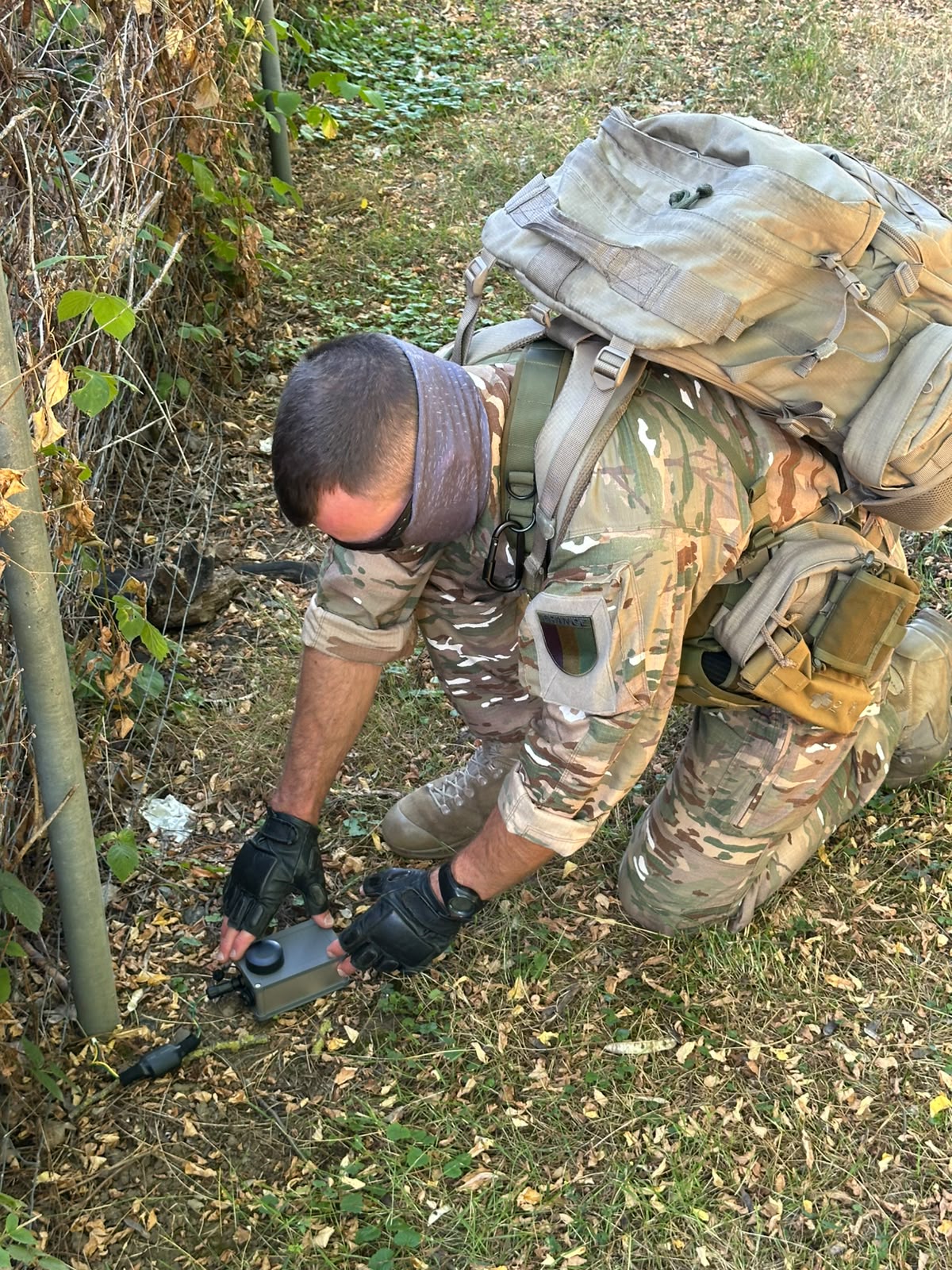 Drop-and-leave: the sensor blends into the ground.